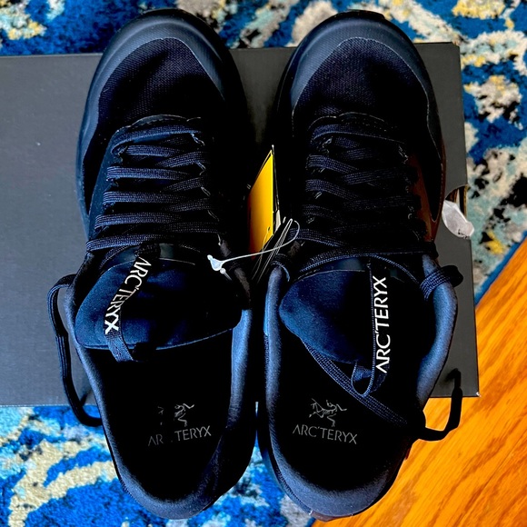 Norvan LD 2 Goretex Women’s Sneakers - Picture 3 of 3